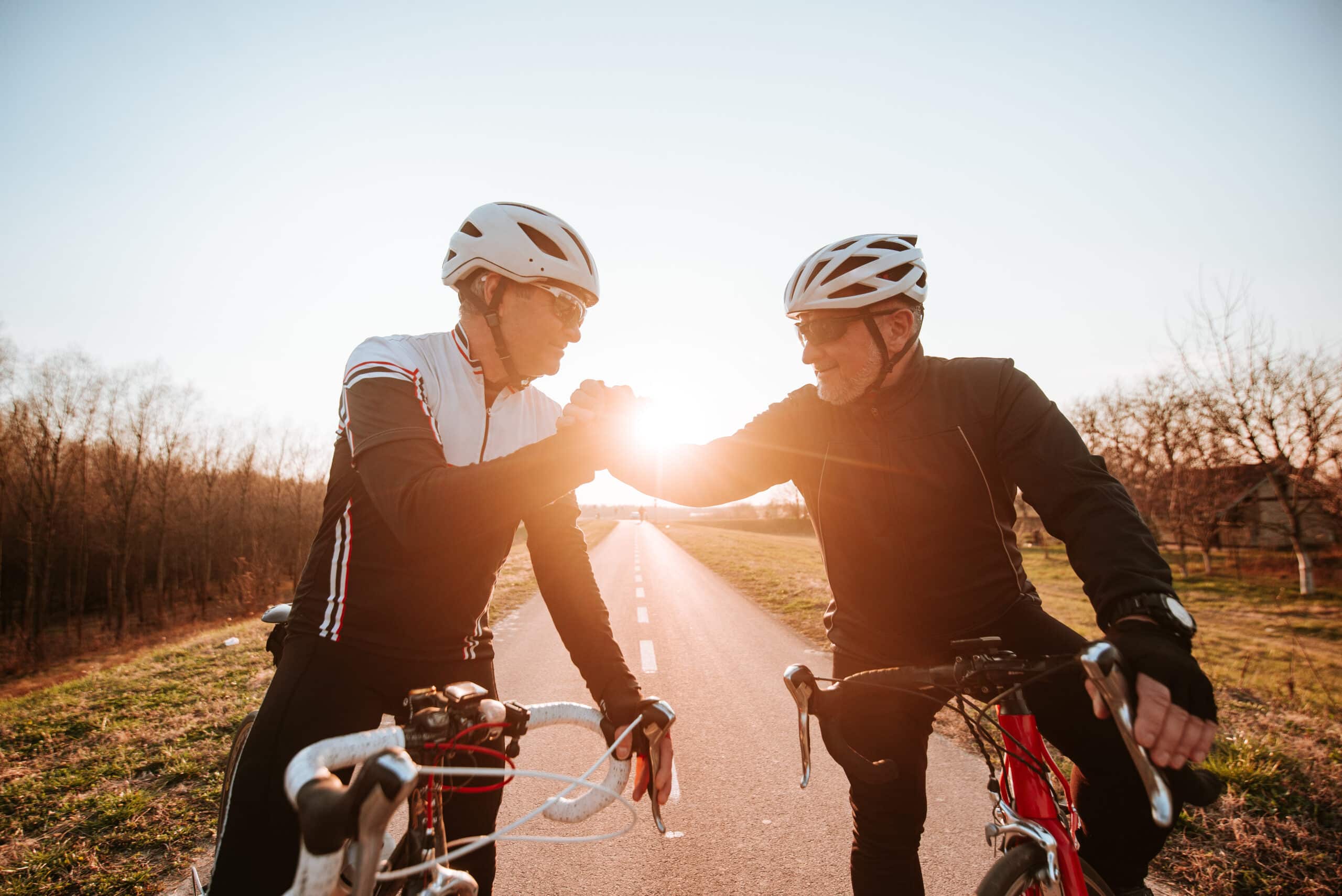 Errores que hay que evitar al montar en bicicleta después de los 60 años